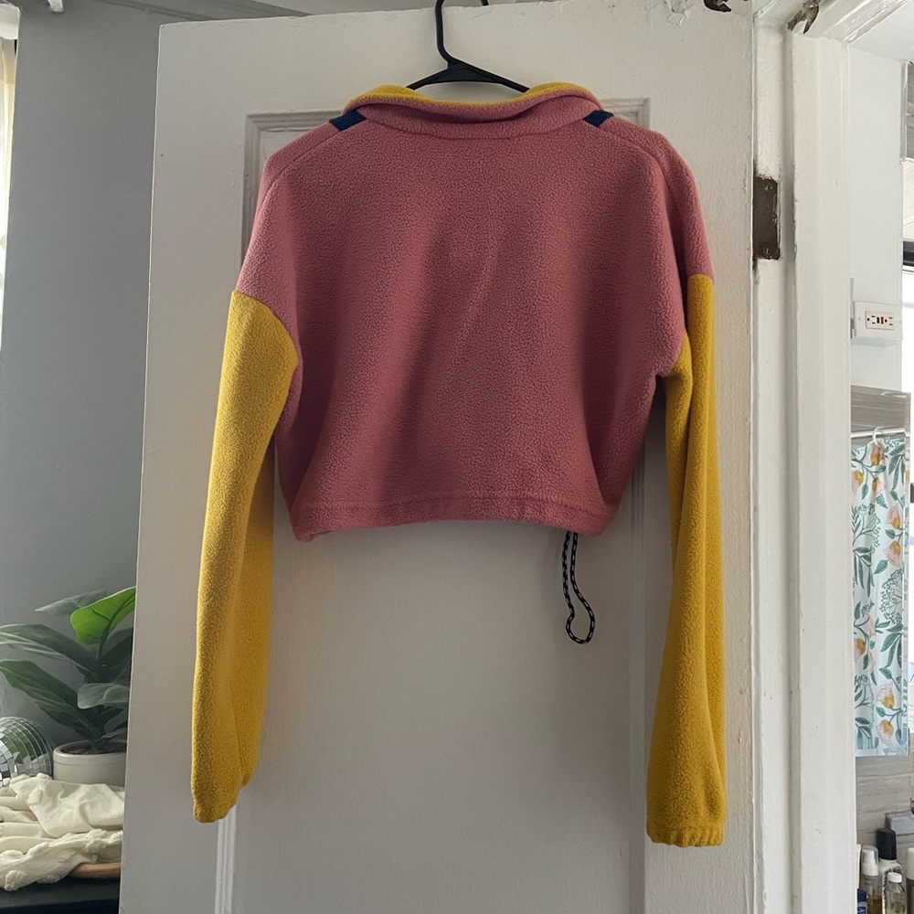 Lucy & Yak Cropped Polar Fleece - Picture 3 of 4